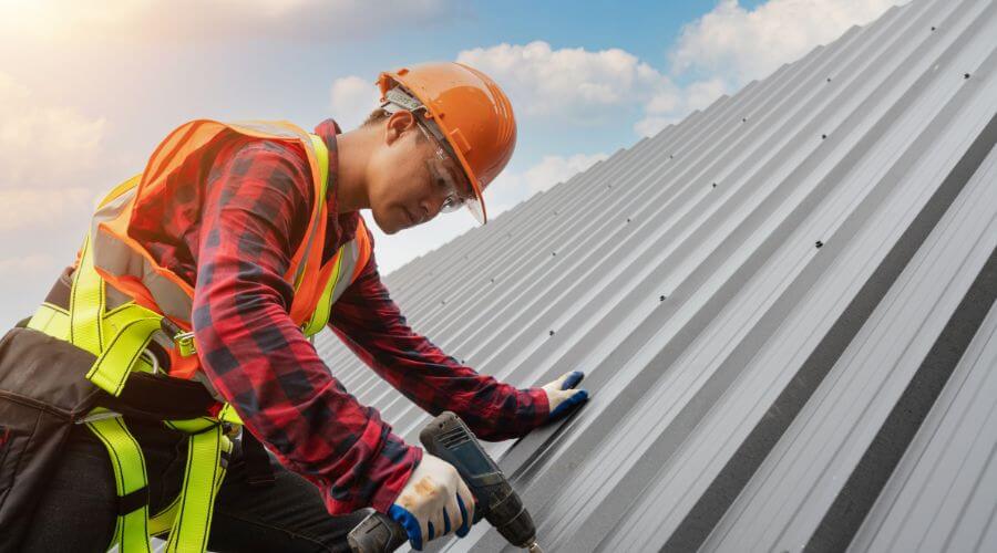 GAF certified roofer in Hawk Point, MO